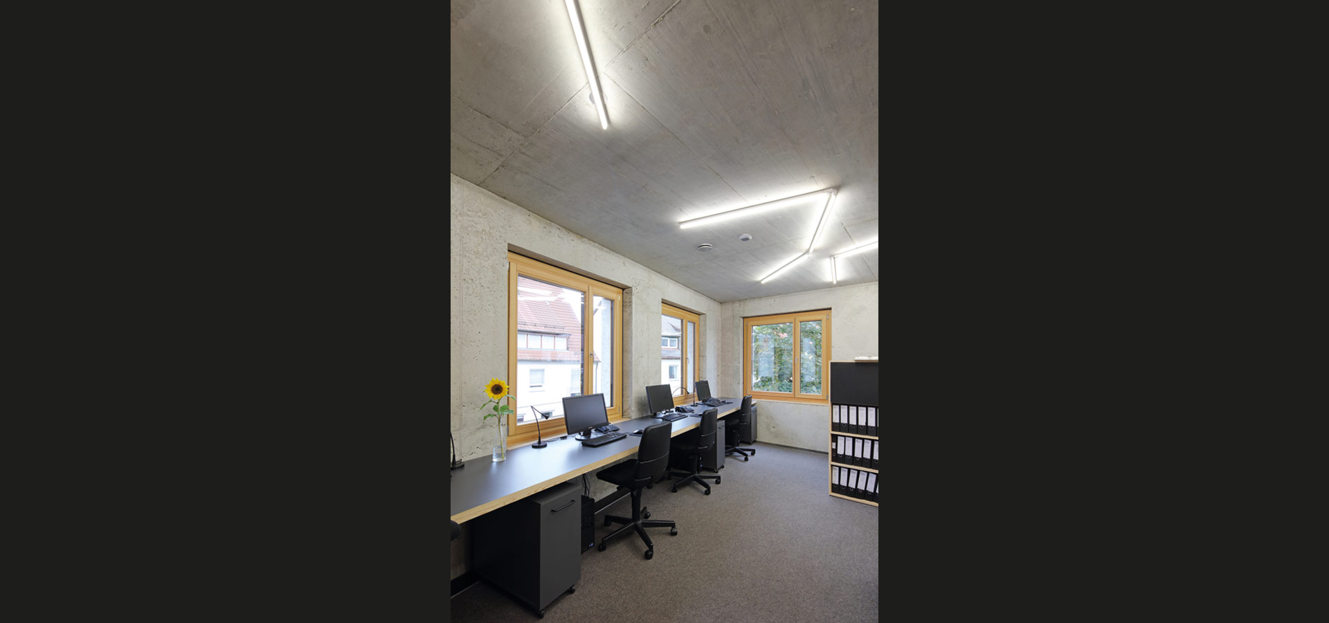 Luxsystem Bürobeleuchtung LED Lichtleiste Arbeitsplatz Deckenleuchten