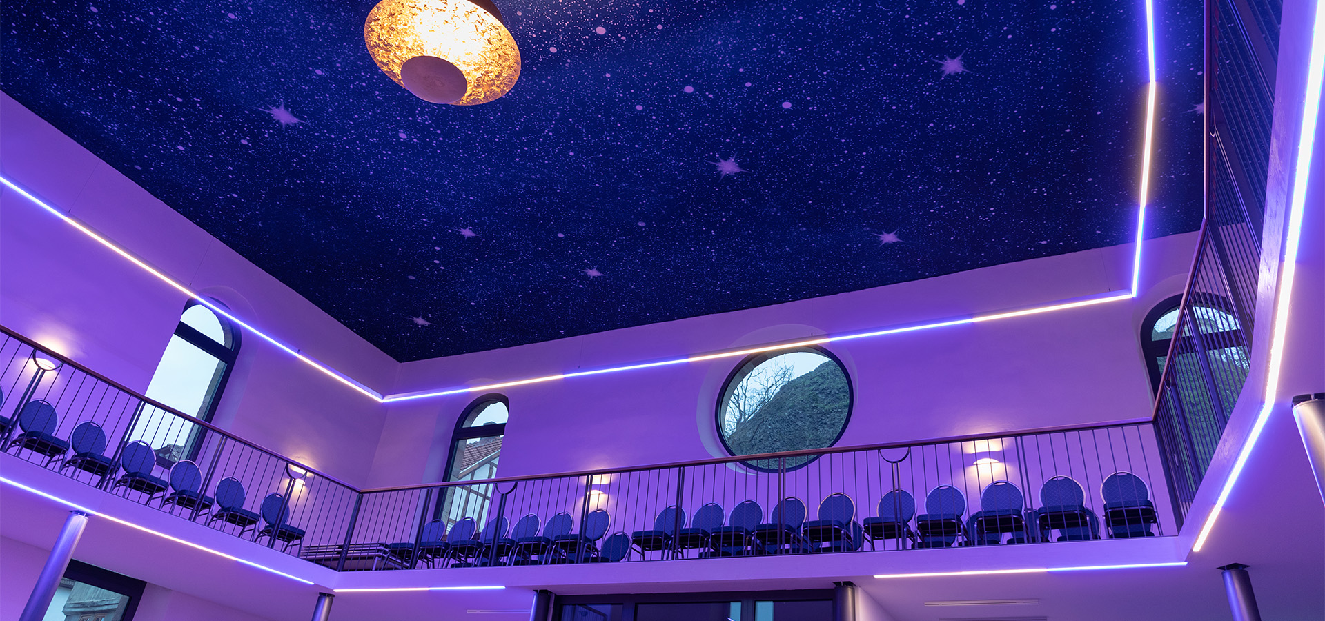 Synagogue Church lighting emotional significance with RGBW Luxsystem luminaires from HADLER
