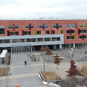 Luxsystem Schulbeleuchtung Linienleuchte Schule Willibald-Gluck-Gymnasium 2015