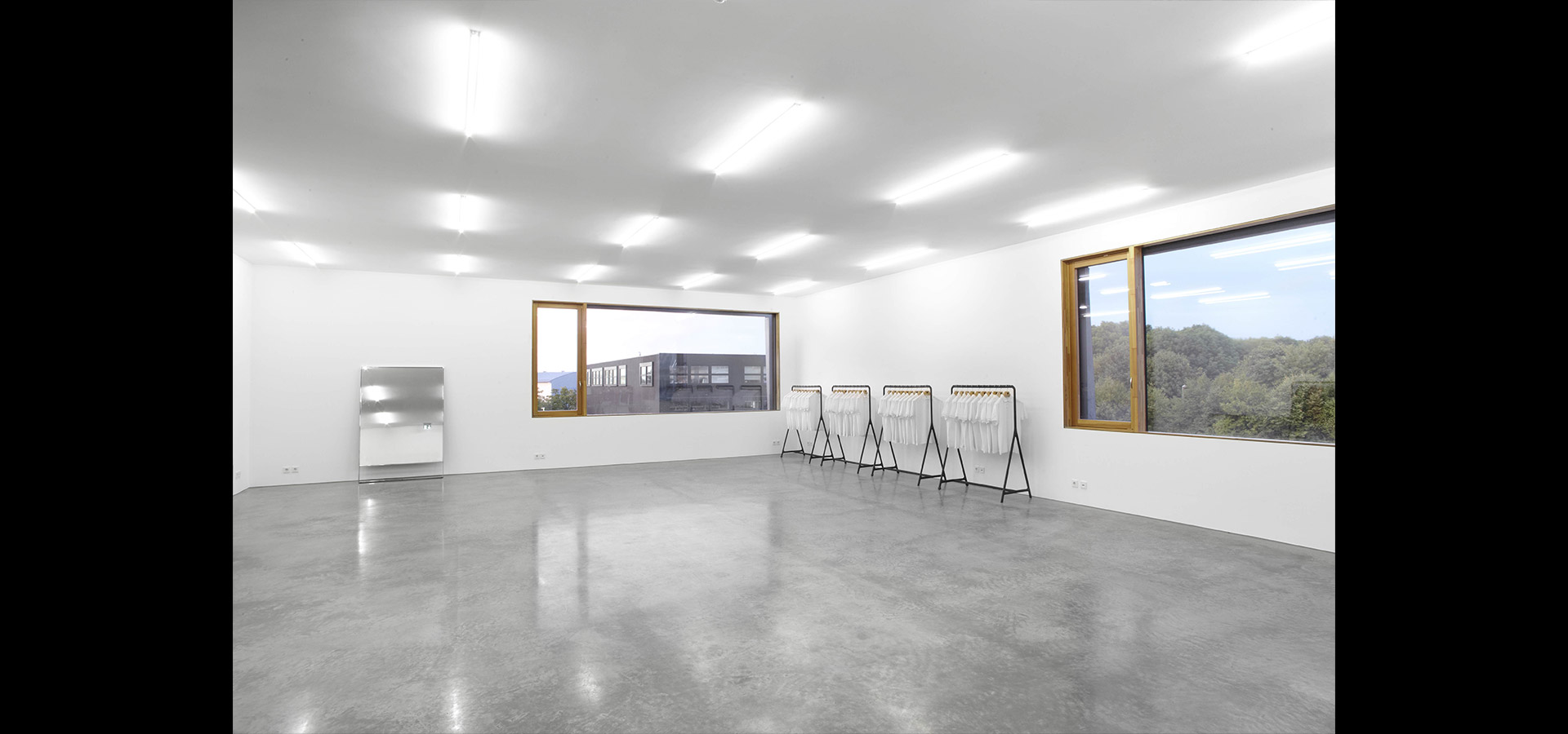 Luxsystem Bürobeleuchtung Atelier Textilmacher Innenarchitektur