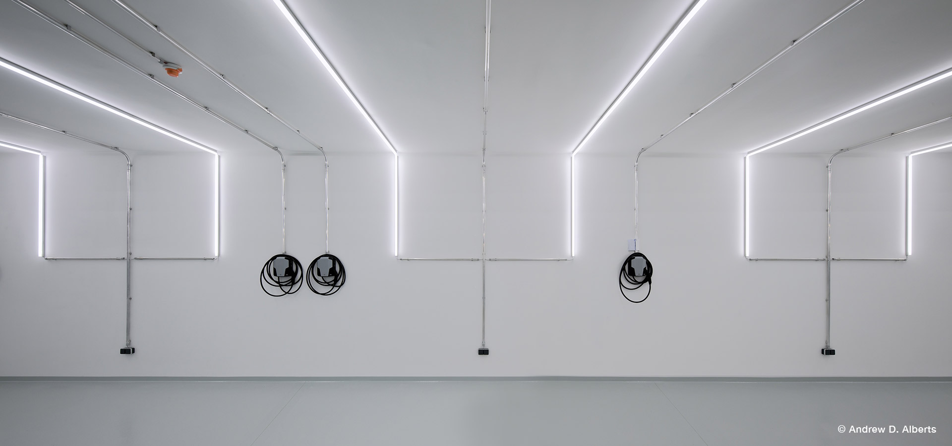 Tiefgaragenbeleuchtung & Parkhaus | Lichtband Luxsystem